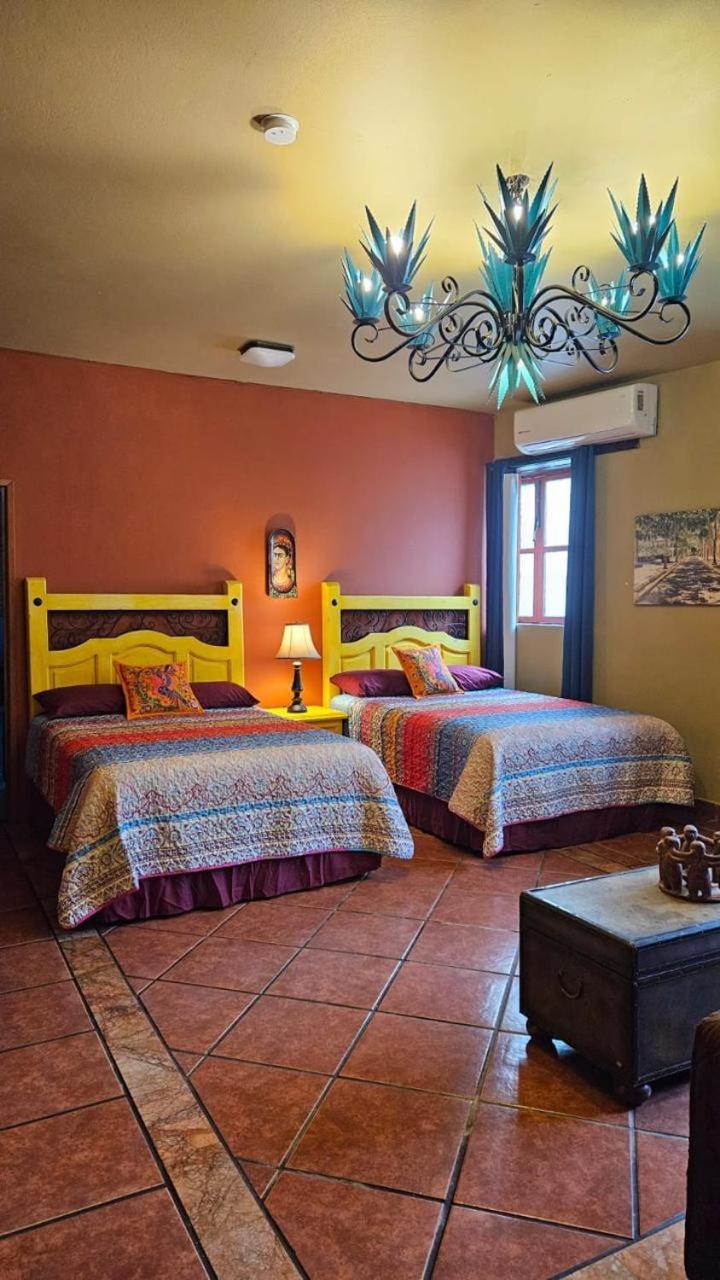 מזטלן Casa De Leyendas (Adults Only) מראה חיצוני תמונה