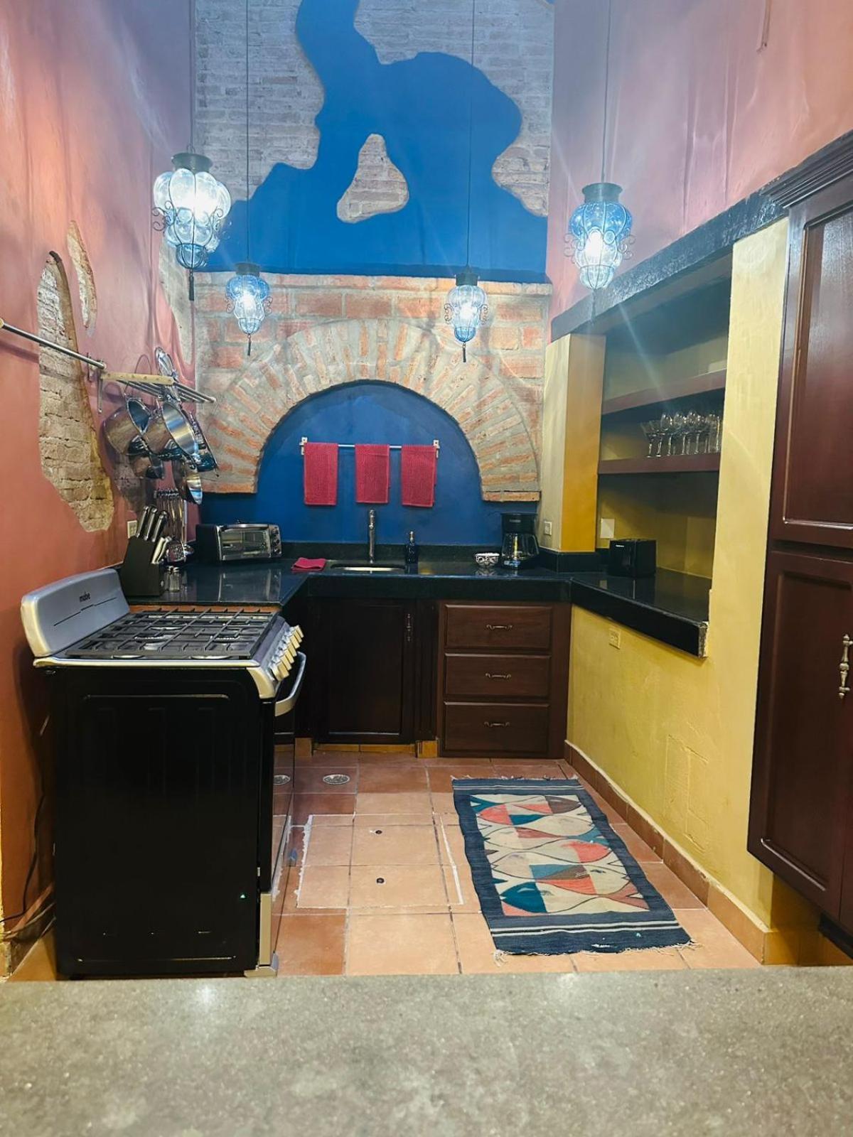 מזטלן Casa De Leyendas (Adults Only) מראה חיצוני תמונה